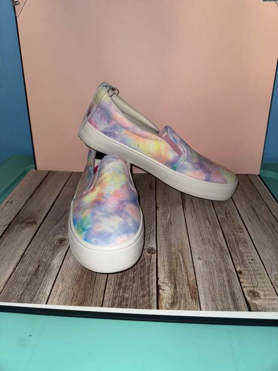 Art Class Other - Art Class Girls Multicolor Tie Dye Canvas Slip-On Sneakers Size 5